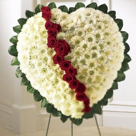 Elegant Remembrance Standing Heart