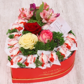 Flower Heart Box with Rafaellos